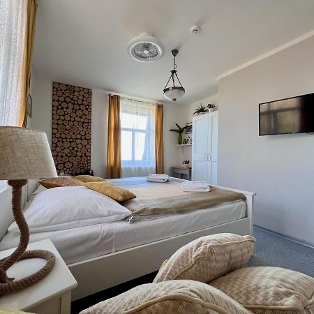 Na Krasne Vyhlidce Hotel Olsina Ngoại thất bức ảnh